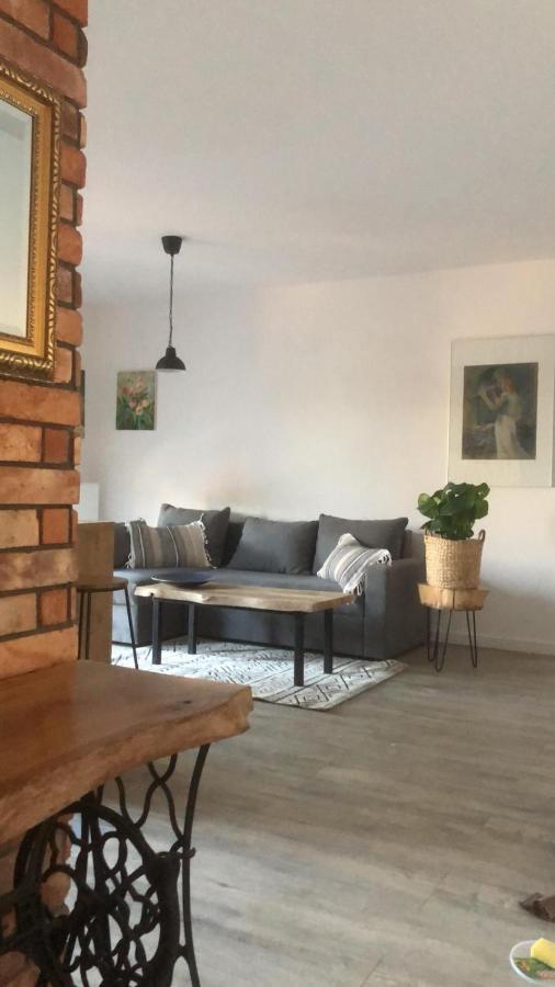 Apartament Goscinne Sady Malbork Esterno foto